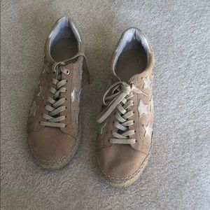 Stunning Marc Fisher Espadrille Shoes